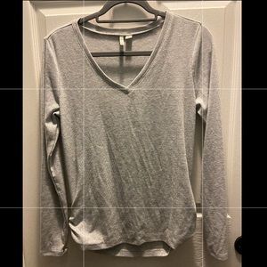 Cato Gray Size Medium Long Sleeve Shirt